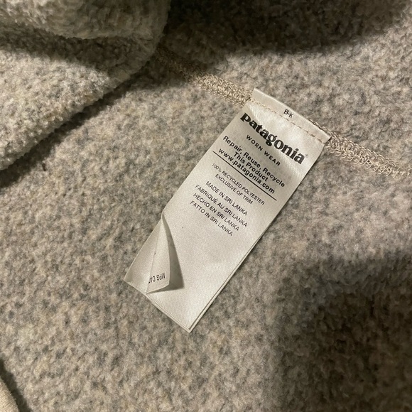 Women’s Patagonia Fleece Sweater - Picture 5 of 7